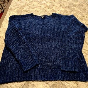 Lucky Brand V-Neck Blue Sweater